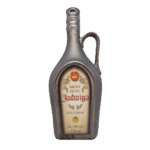 Rookhout in bijzondere fles, uniek product uit Taranartos voor liefhebbers van speciale drankjes.