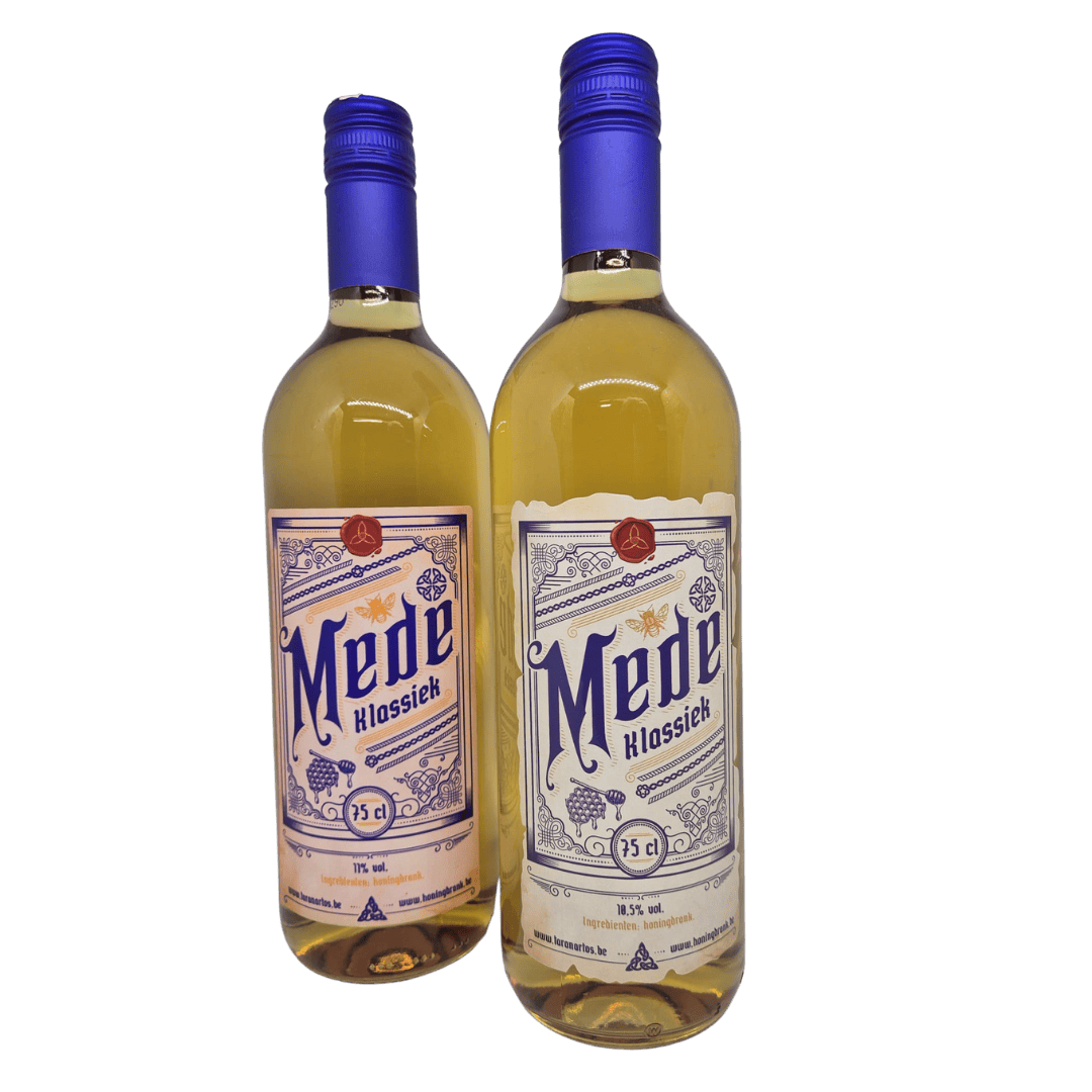 Mede klassiek honinglikeur in 75 cl flessen, traditioneel verwerkt met honing en natuurlijke ingrediënten.