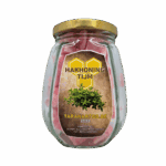 Membraan met honingkruiden en suiker, in glazen potje, geschikt als natuurlijk supplement of traktatie.