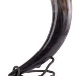 Deurbelknop in de vorm van een dierlijk hoorn, gemaakt van natuurlijk materiaal, passend bij een rustieke of bohemien interieur.